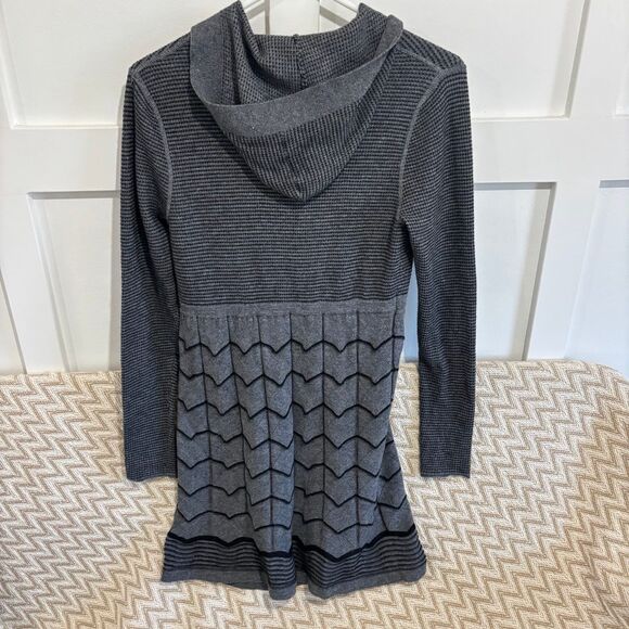 Title Nine Women’s Delilah Hooded Wool Blend Cardigan Sweater - Picture 5 of 6